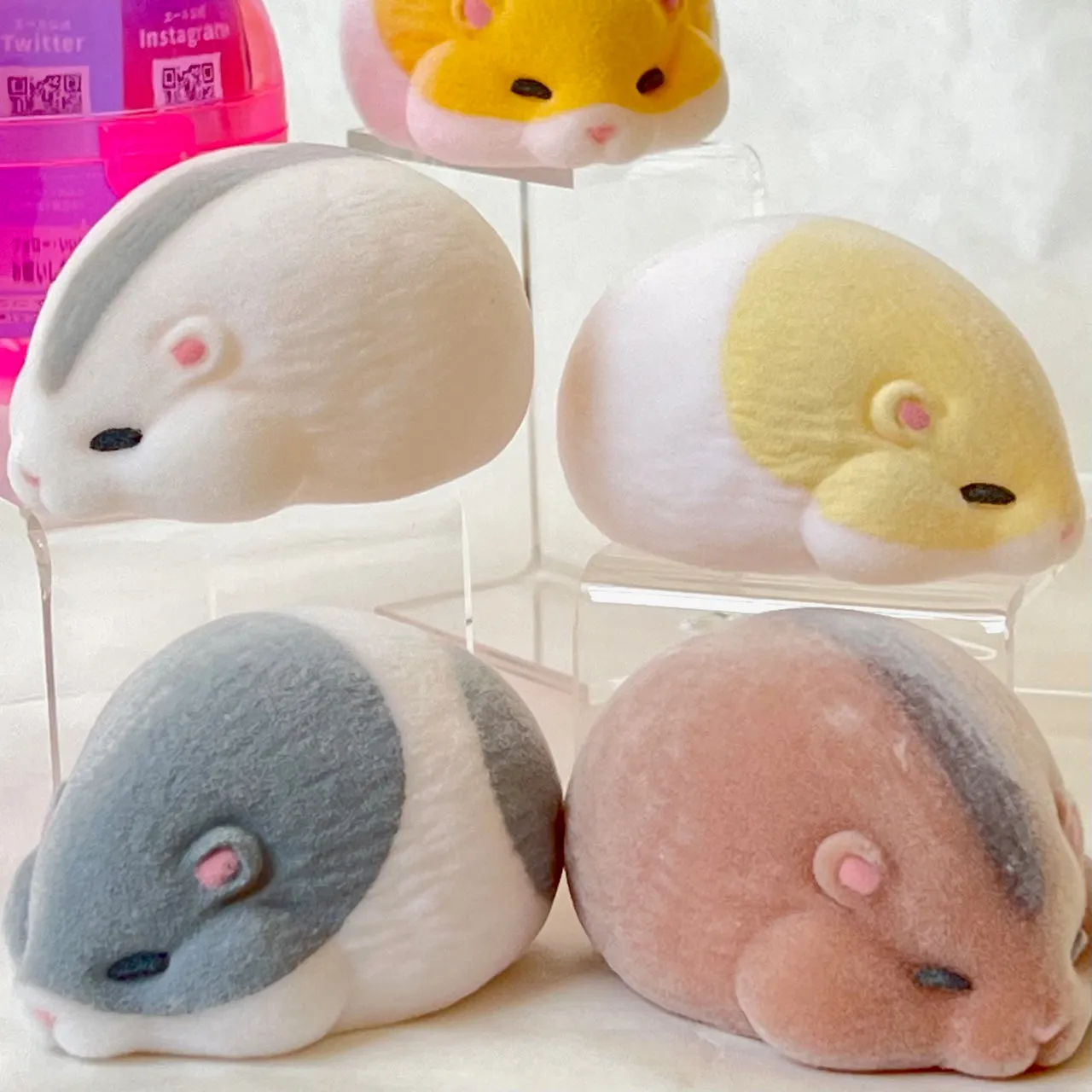 X 70228 Tsumucco Hamster Vol.2 Figurine Capsule-DISCONTINUED