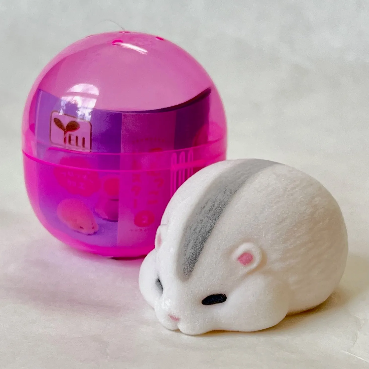 X 70228 Tsumucco Hamster Vol.2 Figurine Capsule-DISCONTINUED