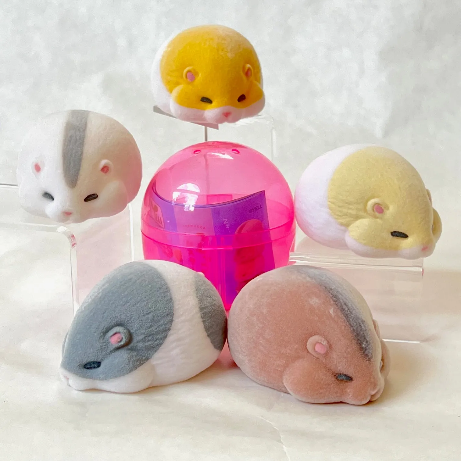 X 70228 Tsumucco Hamster Vol.2 Figurine Capsule-DISCONTINUED