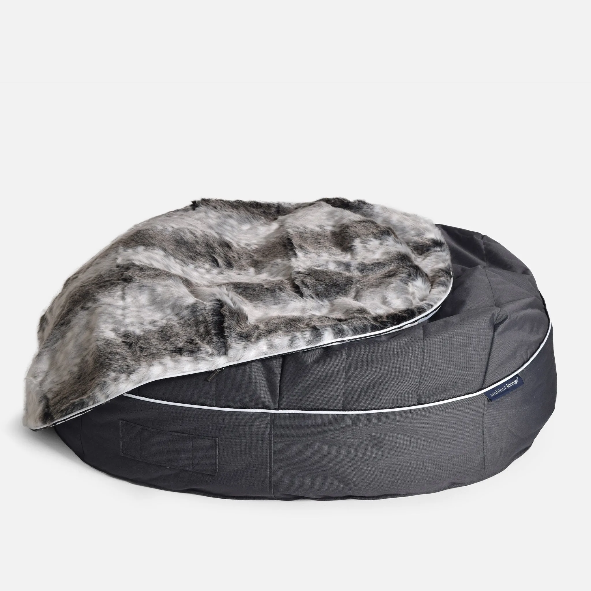 XXL Luxury Dog Bed - Interior/Outdoor